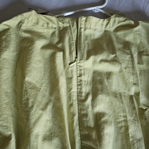 Zara Soft Yellow V-Neck Jumpsuit - Picture 4 of 5
